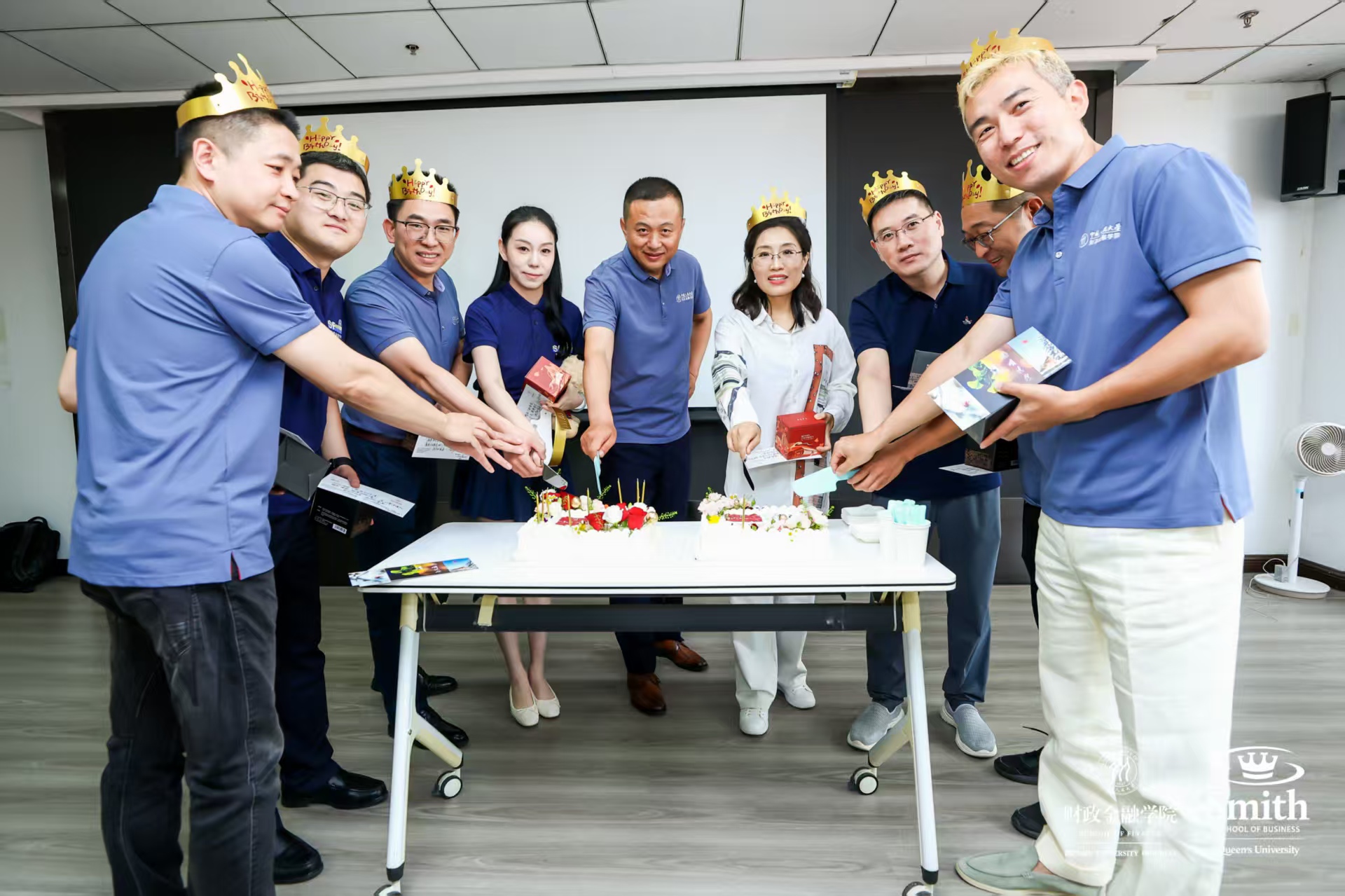 1 生日月切蛋糕.jpg